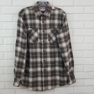 Wrangler Plaid Soft Flannel Button Down Shirt
